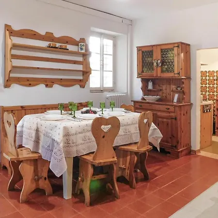 Feriehus Beautiful In With 3 Bedrooms Cingoli
