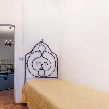 Beautiful In With 3 Bedrooms Cingoli